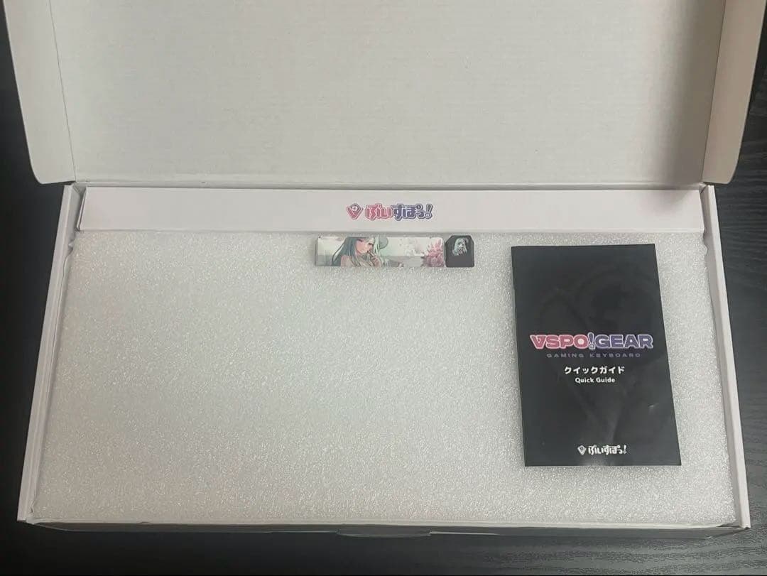 VSPO!GEAR ゲーミングキーボード 八雲べに