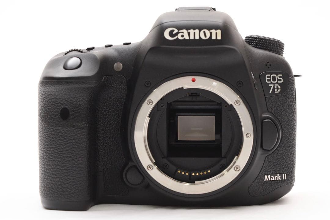 デジタル一眼レフカメラCanon EOS 7D MarkIIトリプルレンズセット