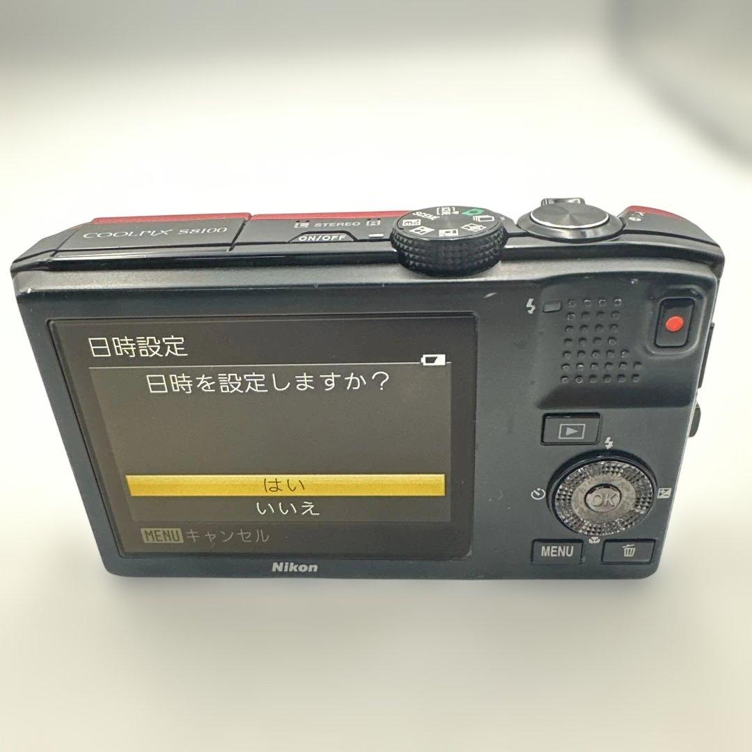 ②Nikon COOLPIX S8100