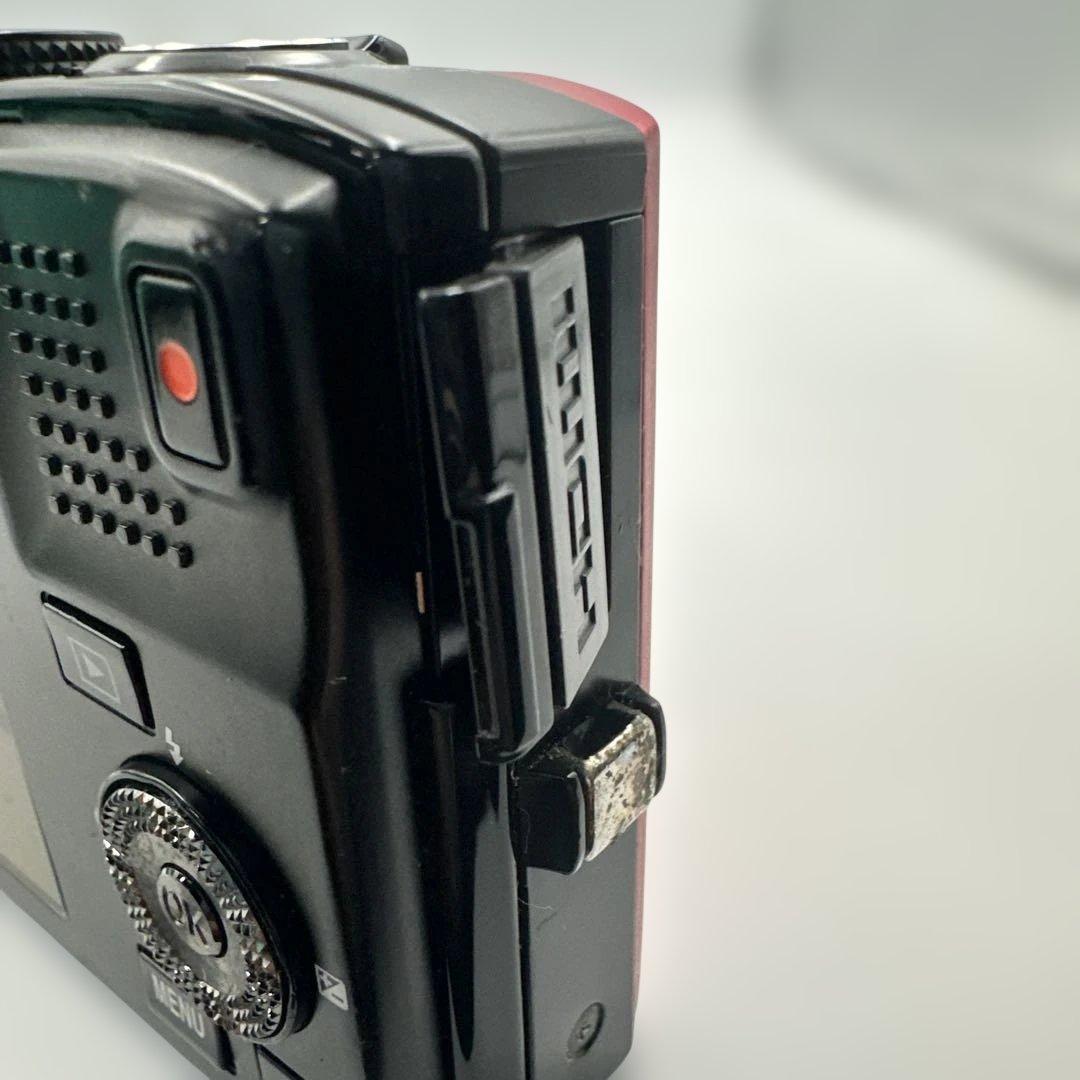 ②Nikon COOLPIX S8100