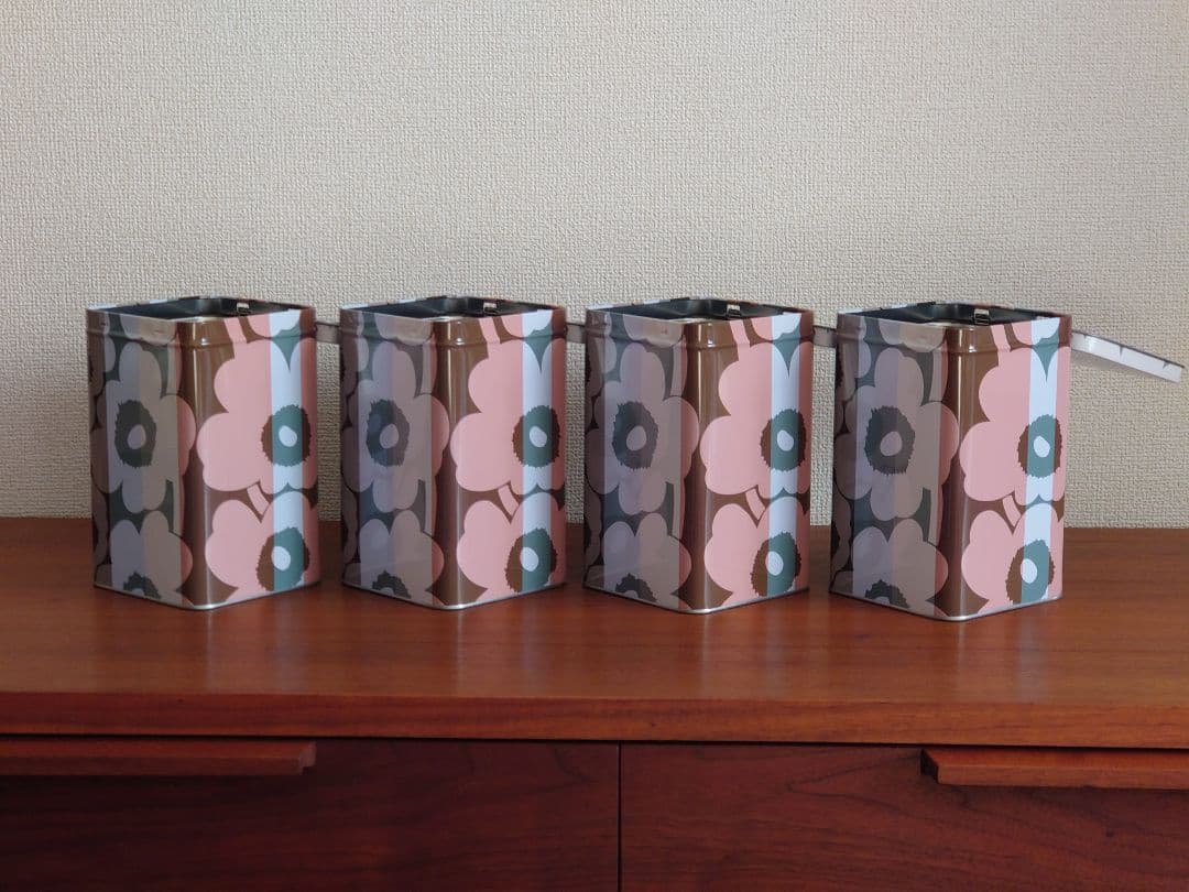 マリメッコ Tin Box 4個セット