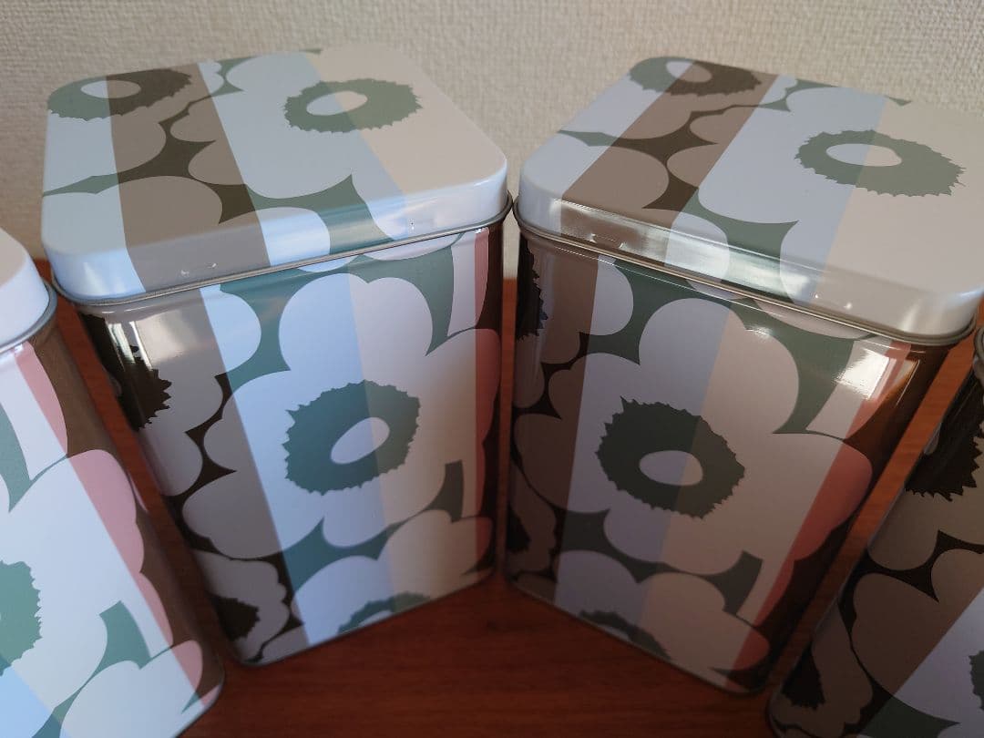 マリメッコ Tin Box 4個セット