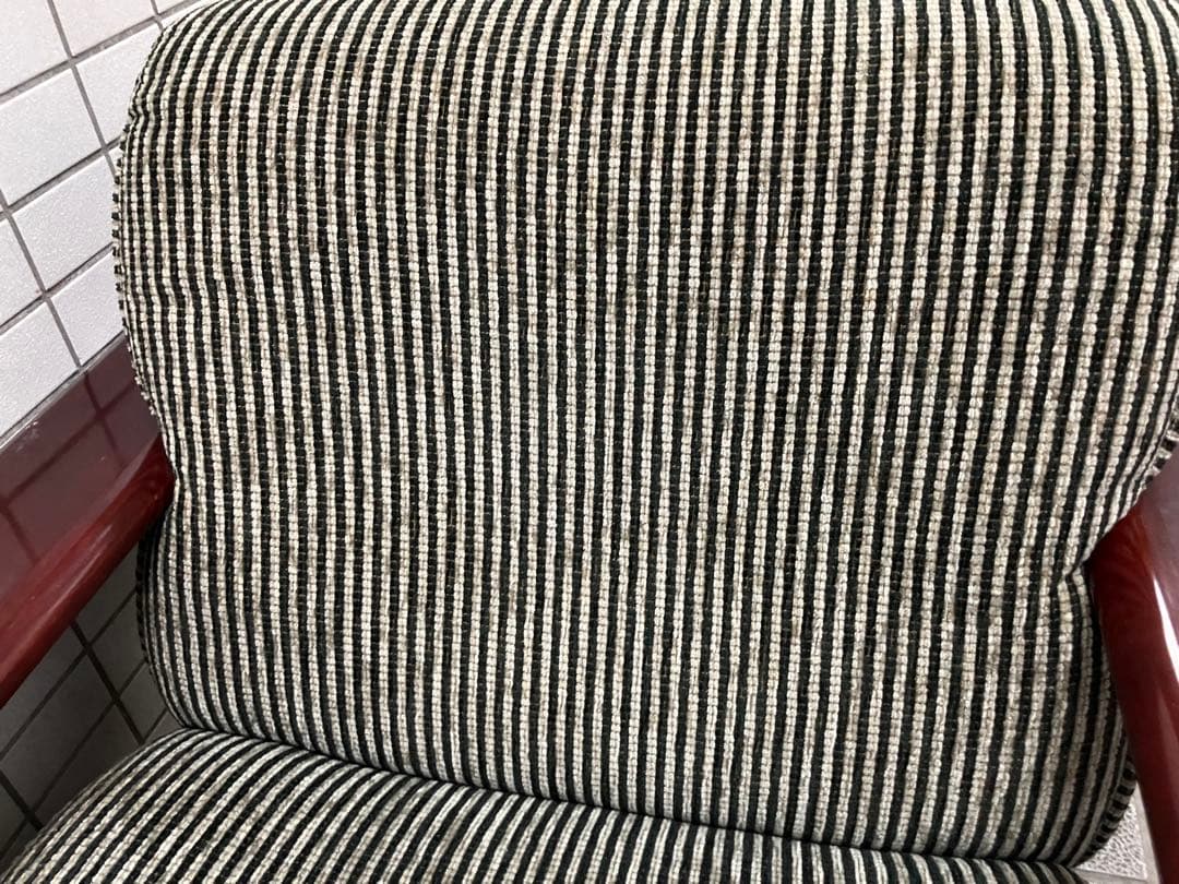 karimoku オールドカリモクストライプウッドアーム1人掛けソファ