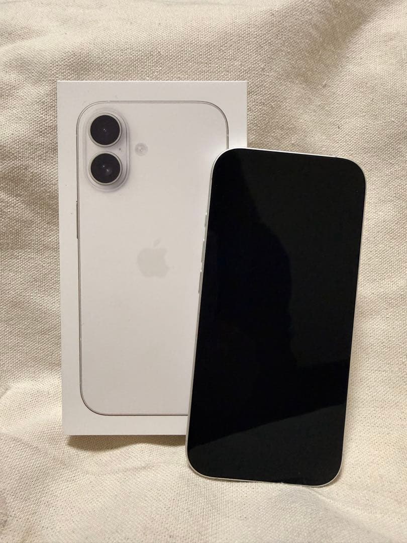 【美品】iPhone17 ホワイト