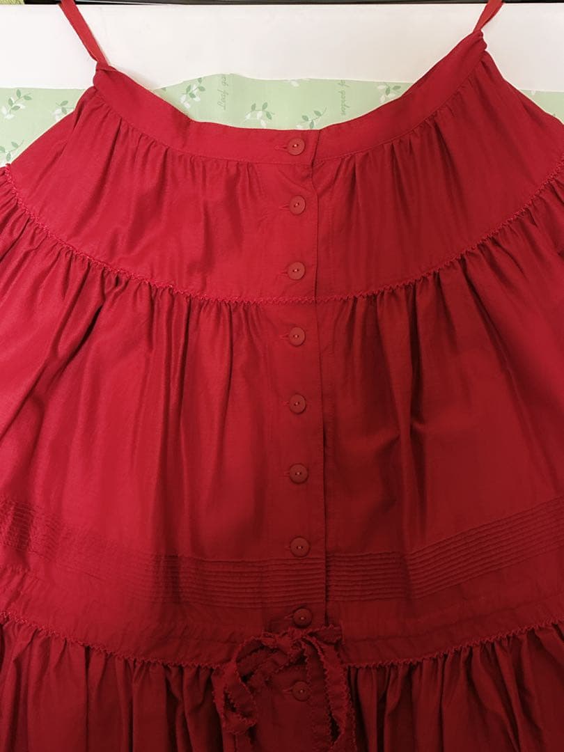 カネコイサオ　ロングスカート　赤