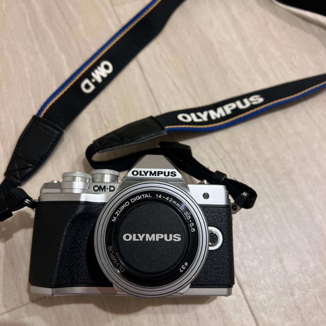 OLYMPUS OM-D E-M10 Mark II ジャンク品