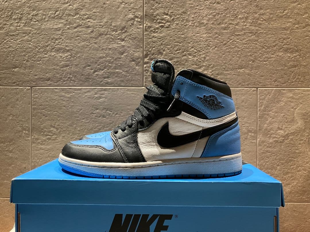 【美品】Air Jordan 1 High OG \"UNC Toe\"