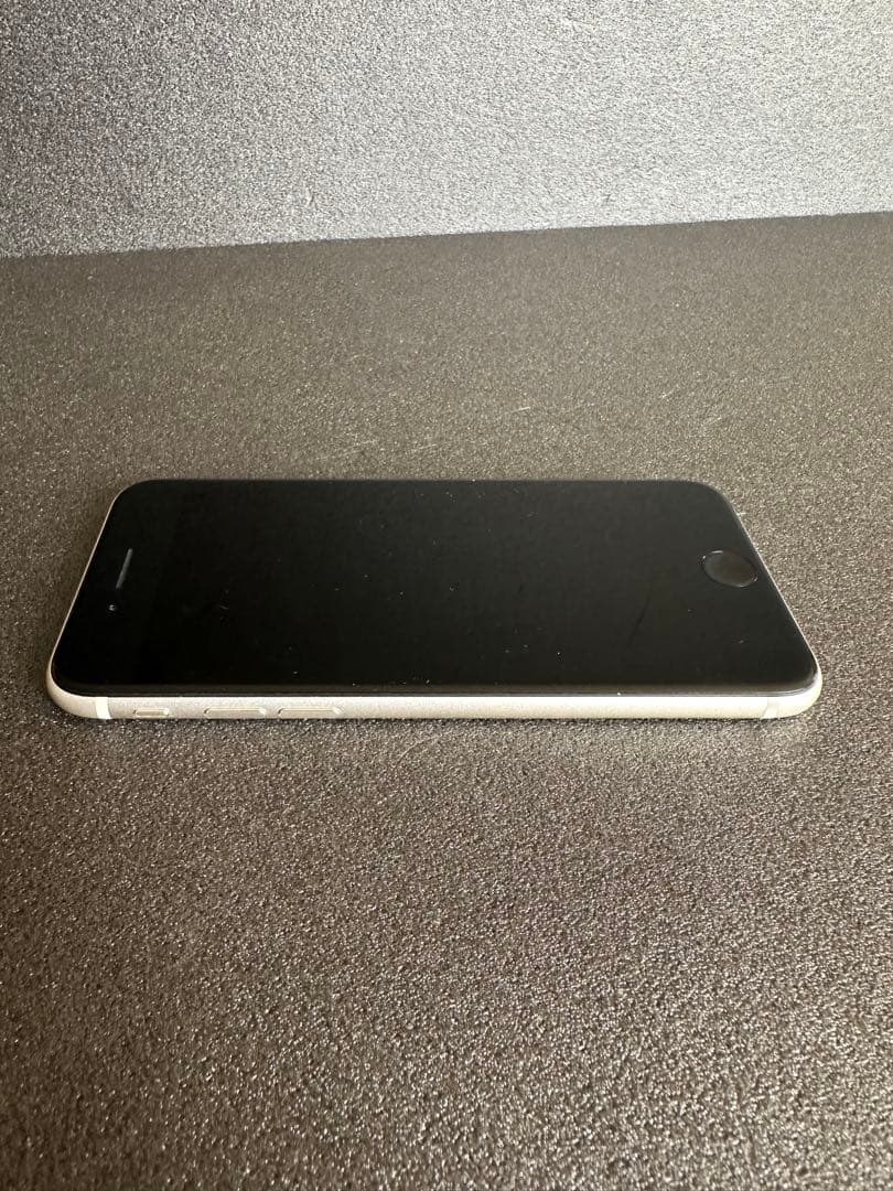 スマートフォン本体 iPhone SE