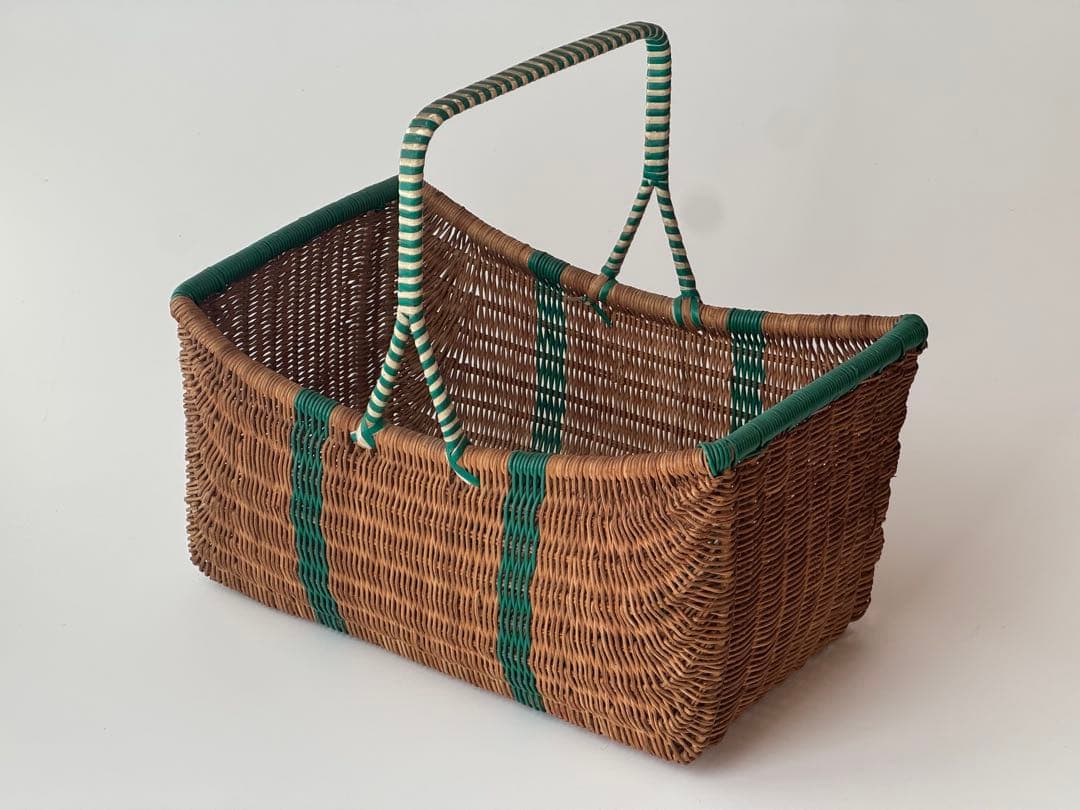 イギリス ヴィンテージ バスケット 籐 カゴ 古道具