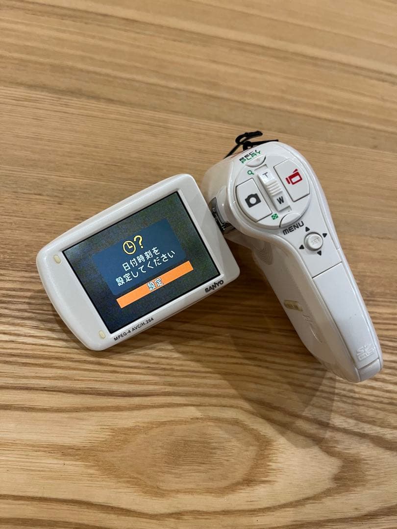 SANYO デジタルムービーカメラ　DMX-CG9
