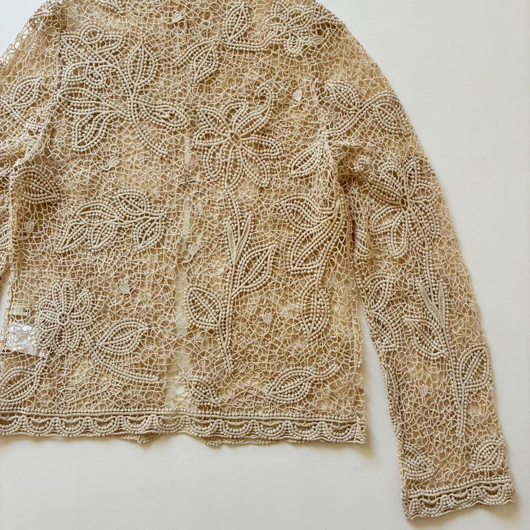 【新品同様✨】eaphi EMBROIDERY LACE BLOUSE