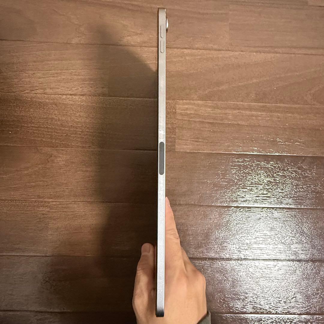 iPad Air 第5世代 10.9インチ 256GBスペースグレイ Wi-Fi