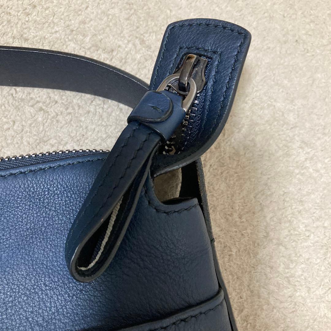 BALLY ネイビー レザー ショルダーバッグ