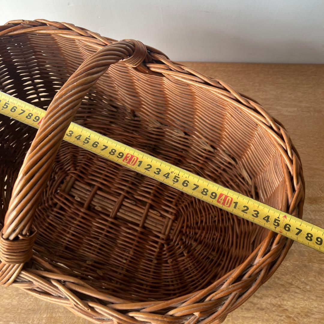 デンマークで買付したカゴ