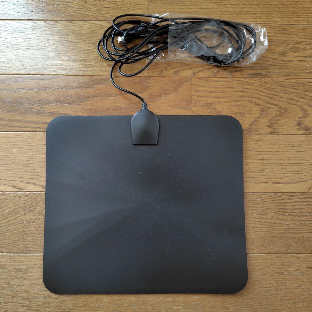 ポータブル液晶テレビ（12.1インチ）及び室内アンテナ