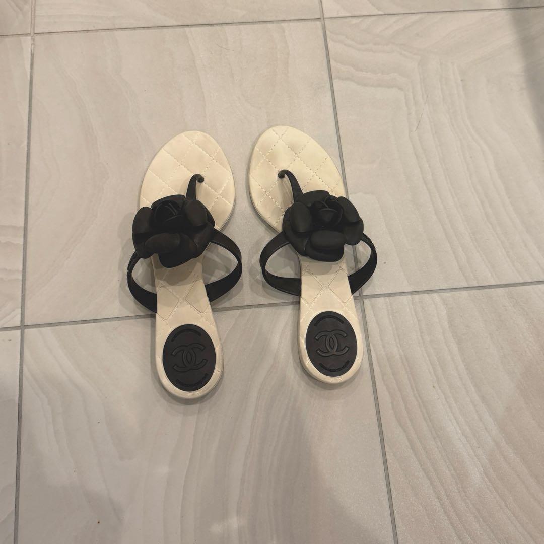 CHANEL カメリア サンダル