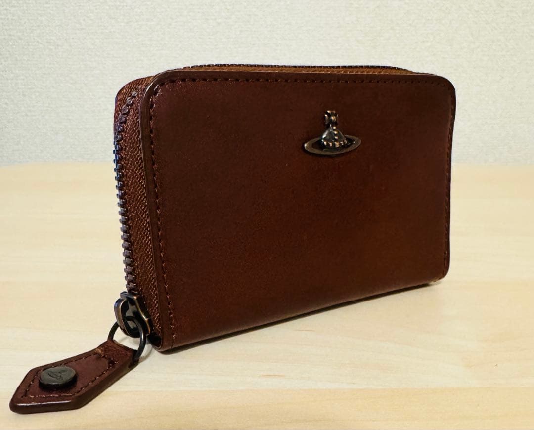 新品☆ヴィヴィアンウエストウッド☆キーリング付き ラウンドファスナー小銭入れ☆茶