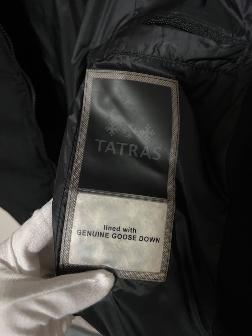 Y*o様 タトラスラヴィアナロングダウンコート