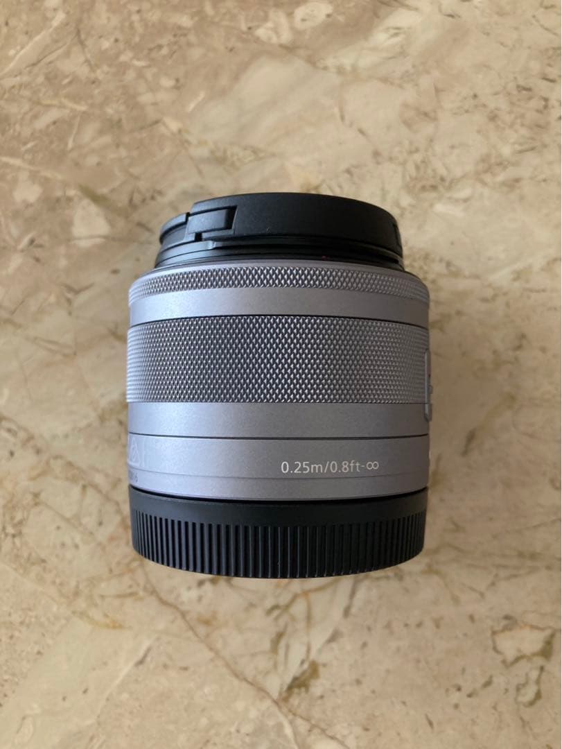 【新品未使用】Canon 標準ズームレンズ EF-M15-45mm