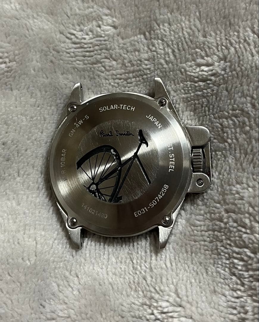 Paul Smith ソーラー時計 ブラック