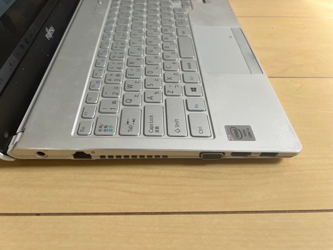 富士通 FMV SH75/T Core i5 高速SSD Windows11