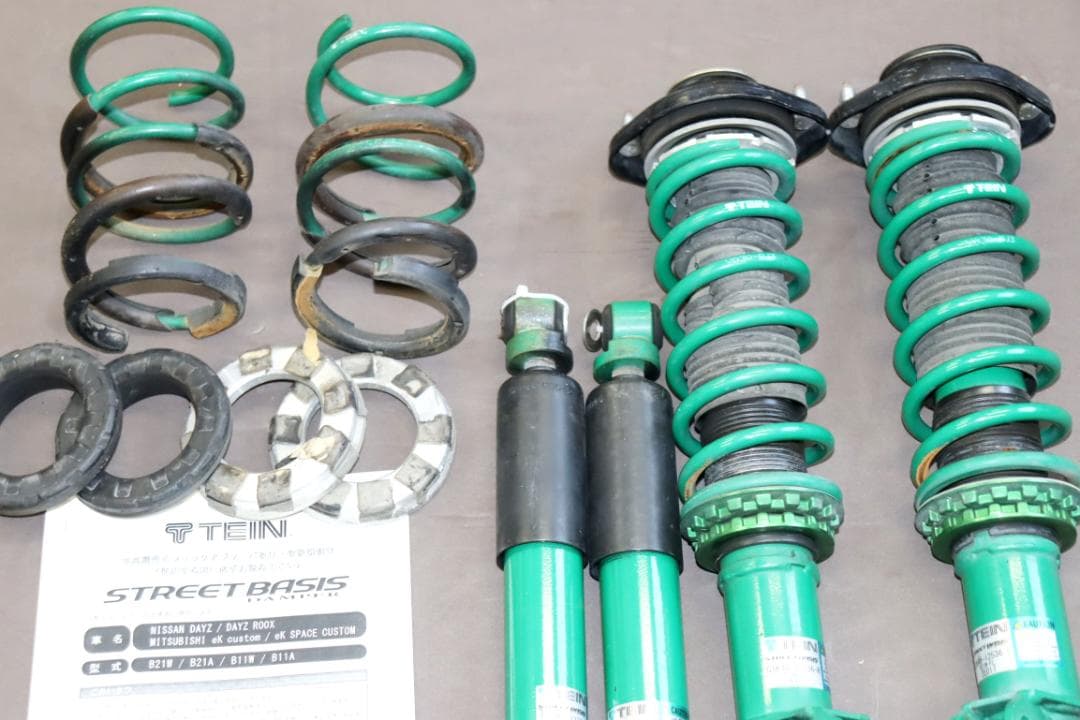 eKカスタム B11W eKスペースカスタム B11A デイズ B21W　車高調