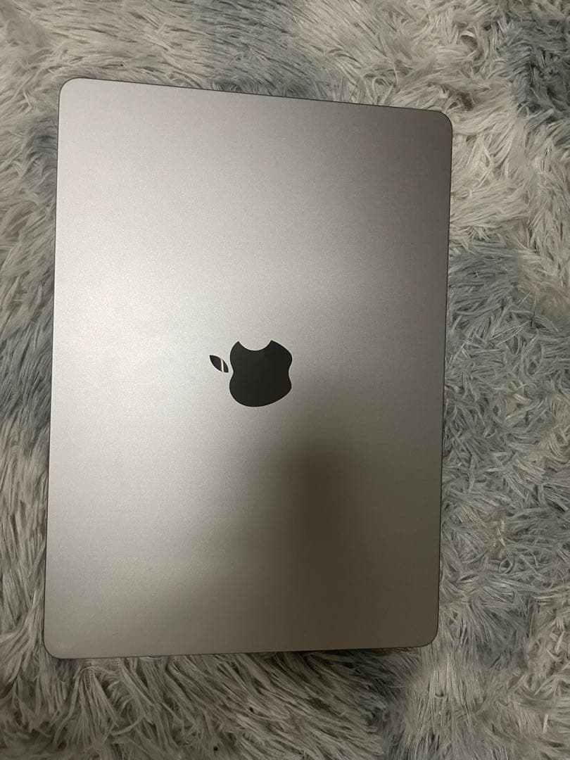 cku MacBook Air スペースグレイM2チップ 13インチ箱付き