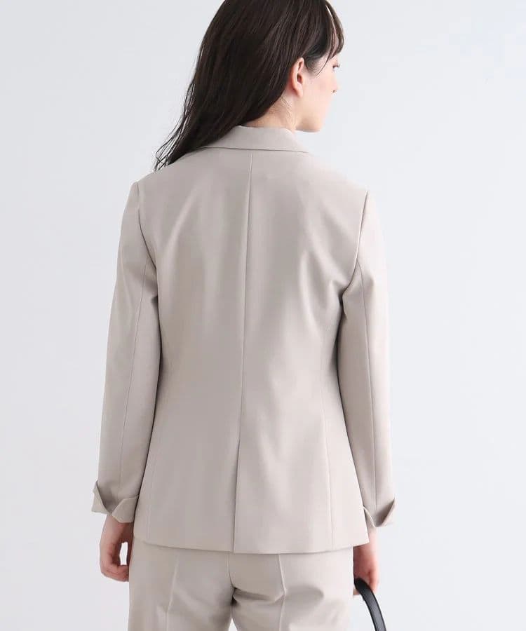 INDIVI ストレッチテーラードジャケット&タックテーパードパンツ　ベージュ