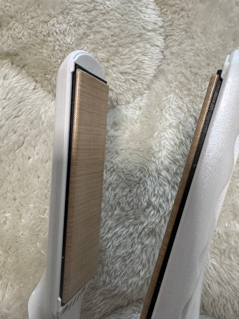 絹女 キヌージョ ストレートヘアアイロン