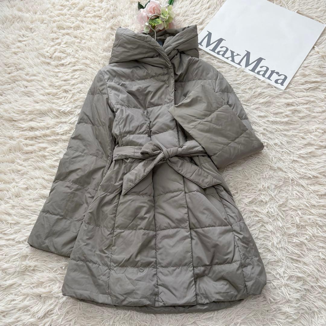 ウィークエンドマックスマーラ　フーデッドロングダウンコート　ベルト　カーキ　38