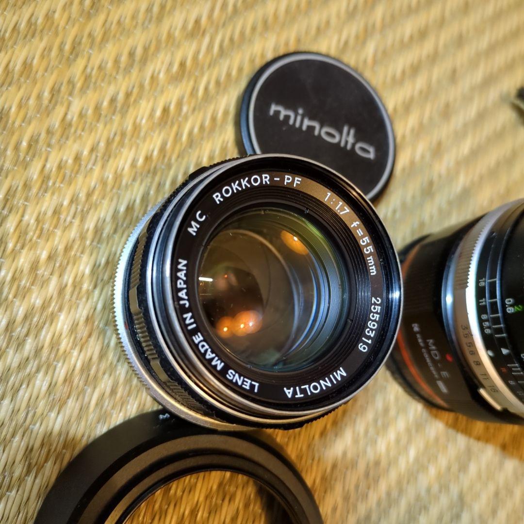 匿名配送　MINOLTA　カメラレンズ3本+メタルフードなどまとめ売り