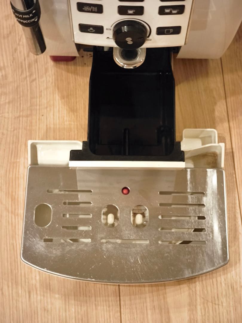 デロンギ DeLonghi マグニフィカS エスプレッソマシン コーヒーメーカー