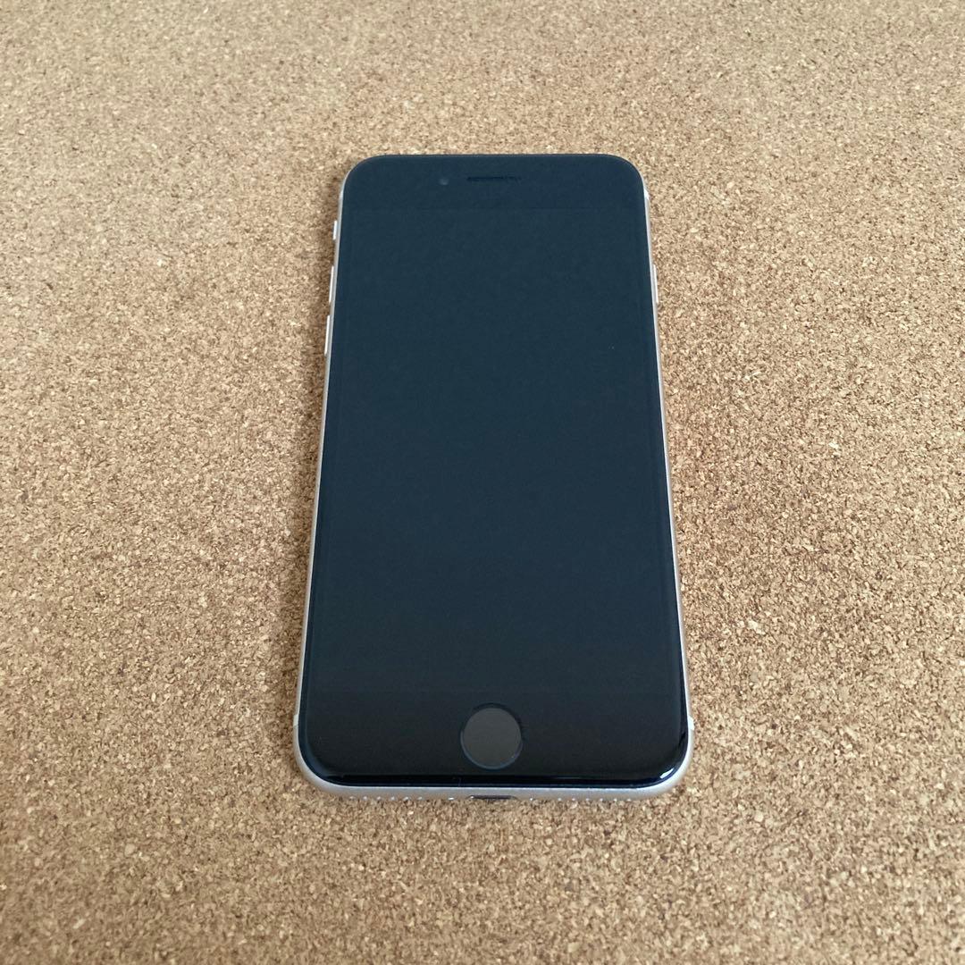 3910 美品☆電池新品☆iPhoneSE3 第3世代 64GB SIMフリー☆