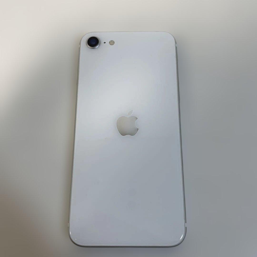 Apple iPhone SEブラック 本体