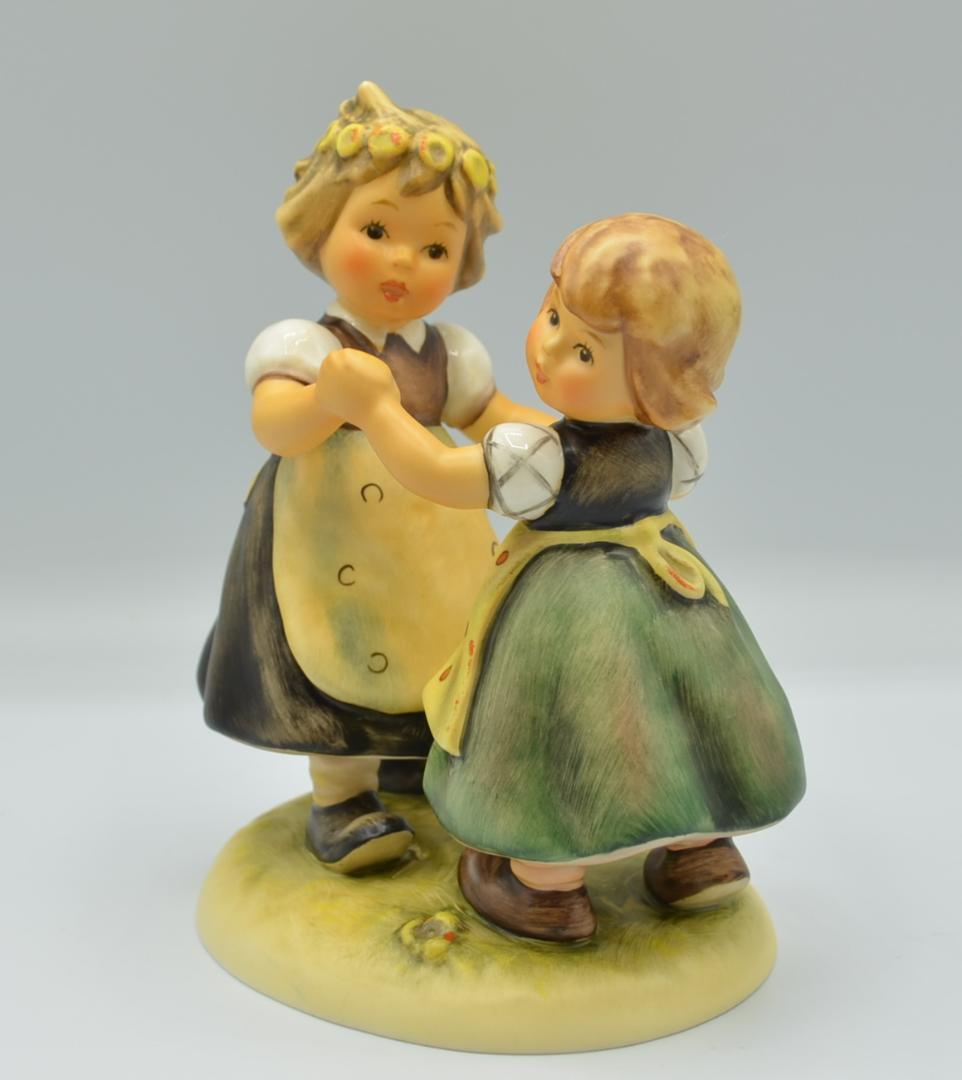 春の踊り　＃353　No.2　★フンメル人形　ドイツ・ゲーベル　ご成約済み