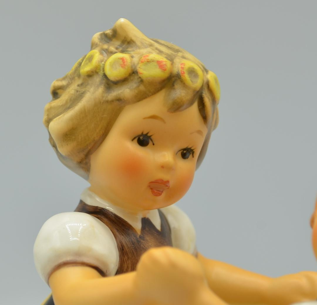 春の踊り　＃353　No.2　★フンメル人形　ドイツ・ゲーベル　ご成約済み