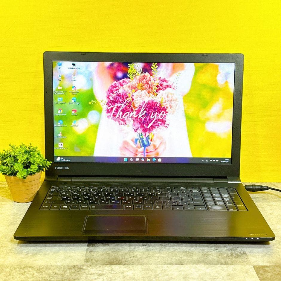 ｉ5✨たっぷり保存OK❣大容量1TB 薄型ノートパソコン Win11 仕事や趣味