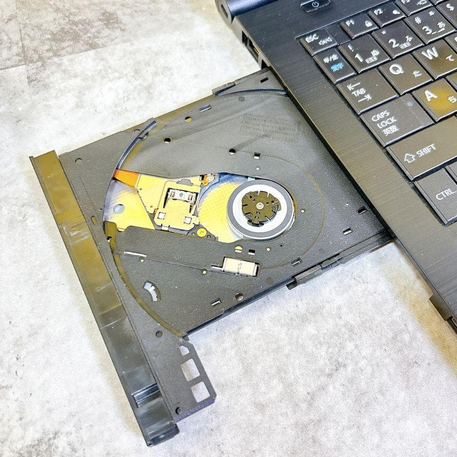 ｉ5✨たっぷり保存OK❣大容量1TB 薄型ノートパソコン Win11 仕事や趣味