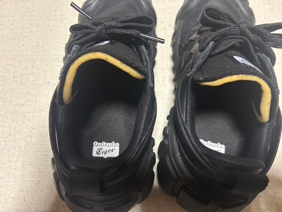 Onitsuka Tiger オニズカタイガー デンティグレ　25.5 cm