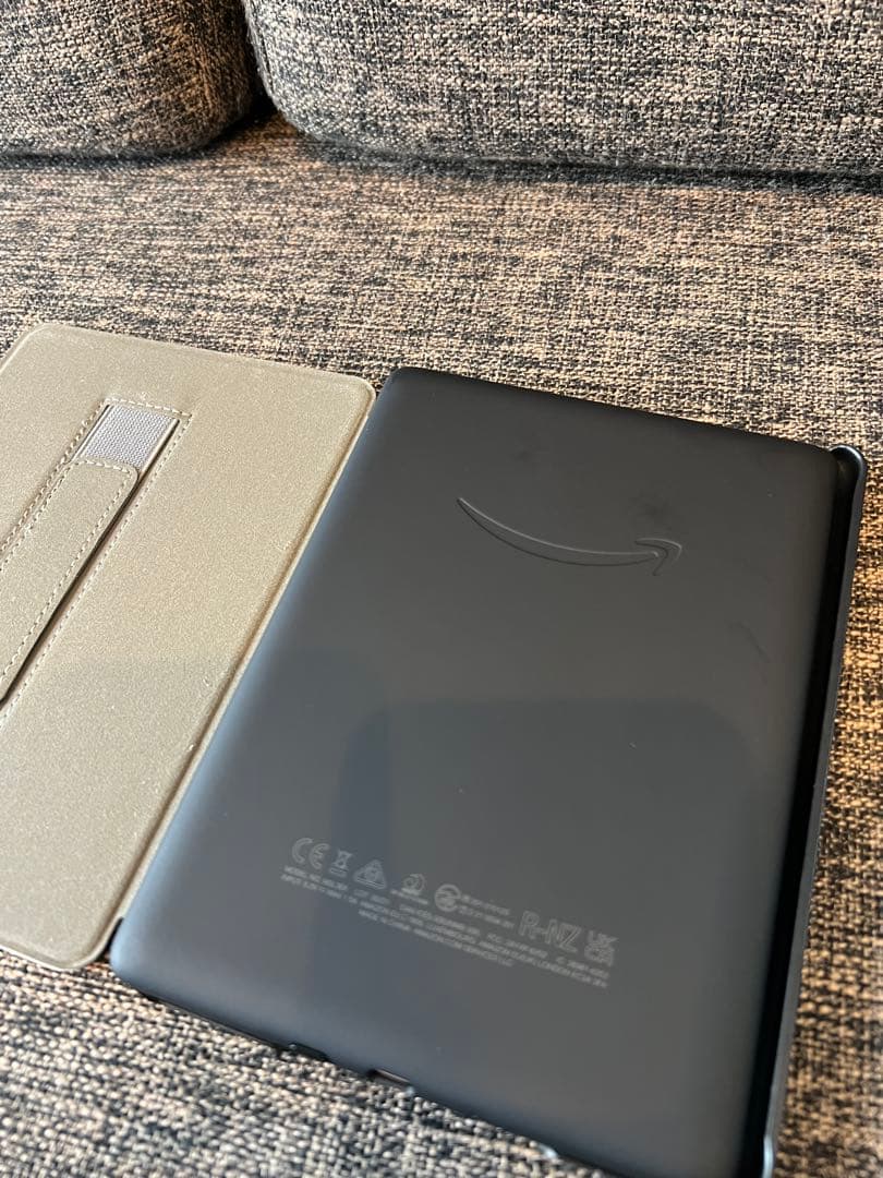 Kindle Paperwhite ブラック　ケース付き