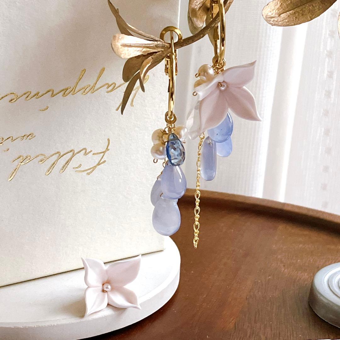 白妙◆ブルーカルセドニー×ブルームーンストーン×カイヤナイトピアス✧リリー