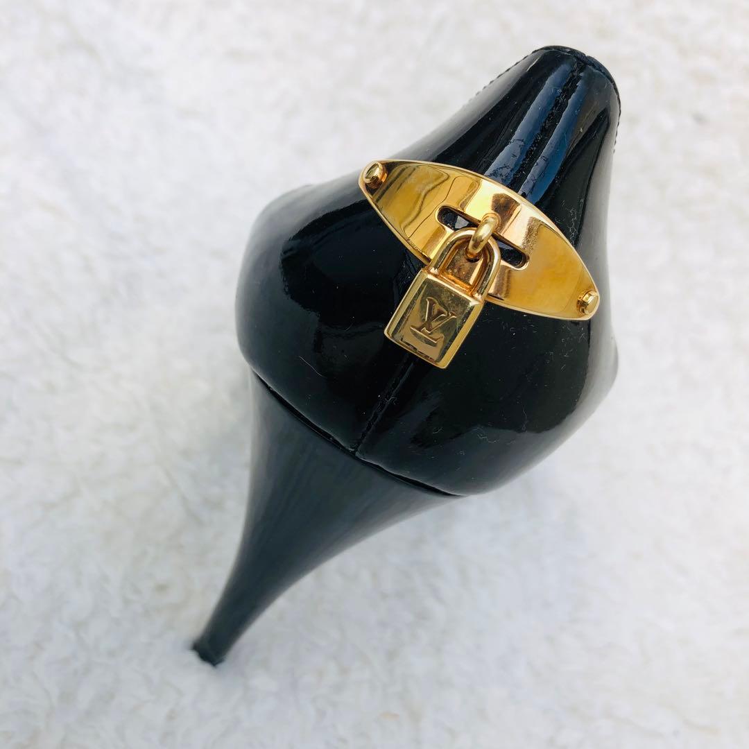 LOUIS VUITTON ブラック ハイヒール 南京錠 ゴールド エナメル