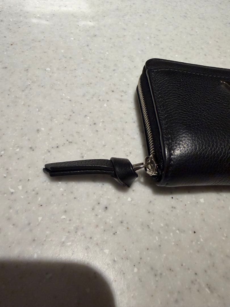 LOUIS VUITTON ジッピー　パース　M80099