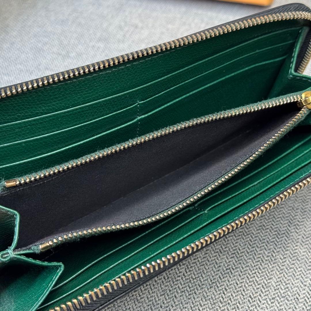 TOD'S トッズ ラウンドファスナーウォレット 長財布