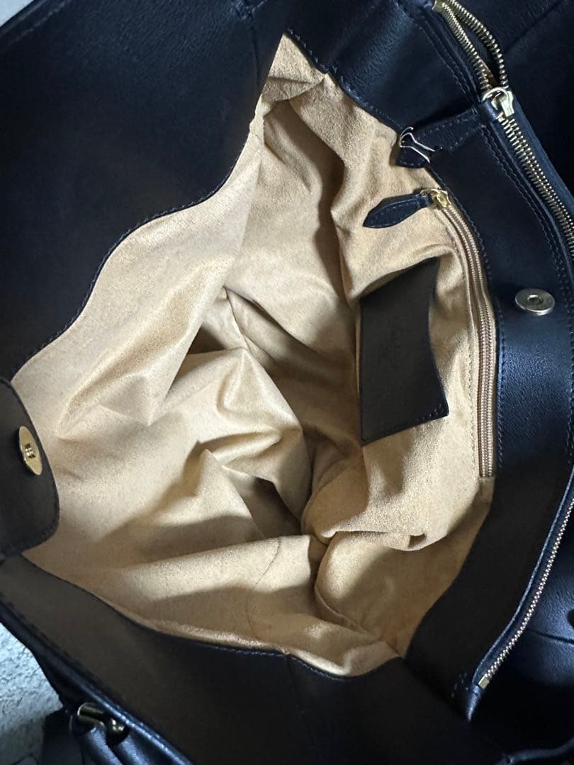 ボルドリーニセレリア トートバッグ ブラック 黒 A4収納可能 レザー