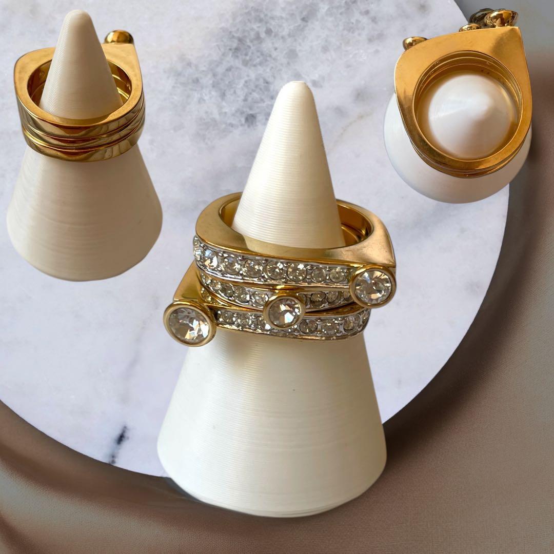 美品◆スワロフスキー アレンジ自在キラキラ輝きリング3点ゴールド色 指輪 10号