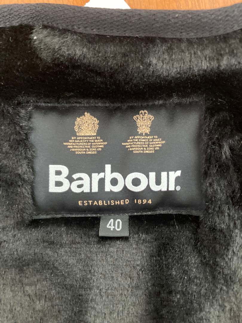 【新品未使用】Barbour バブアー40 ファー ライナー ベスト