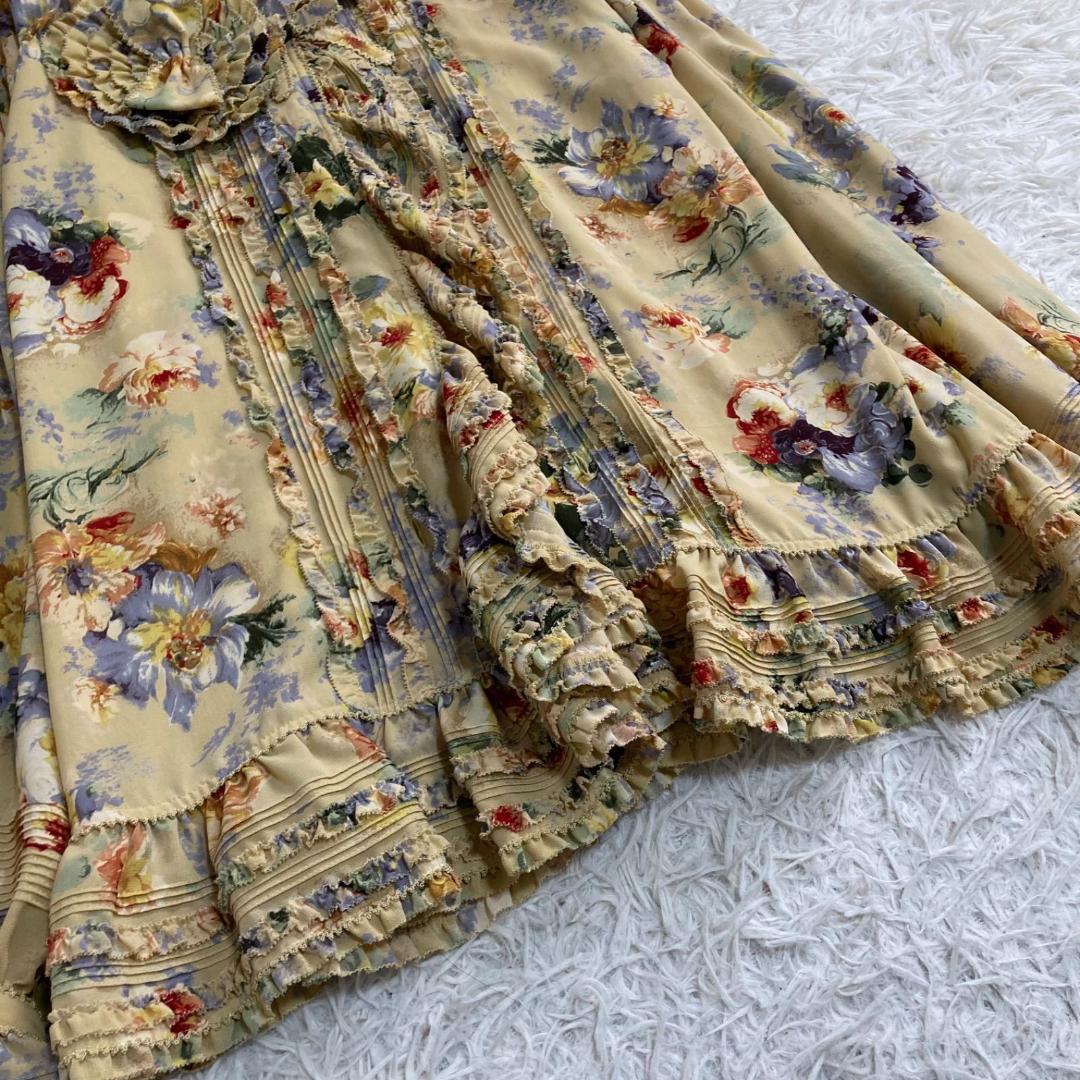 15797✨美品✨カネコイサオ コサージュ付 ピコフリル 花柄 ブラウス