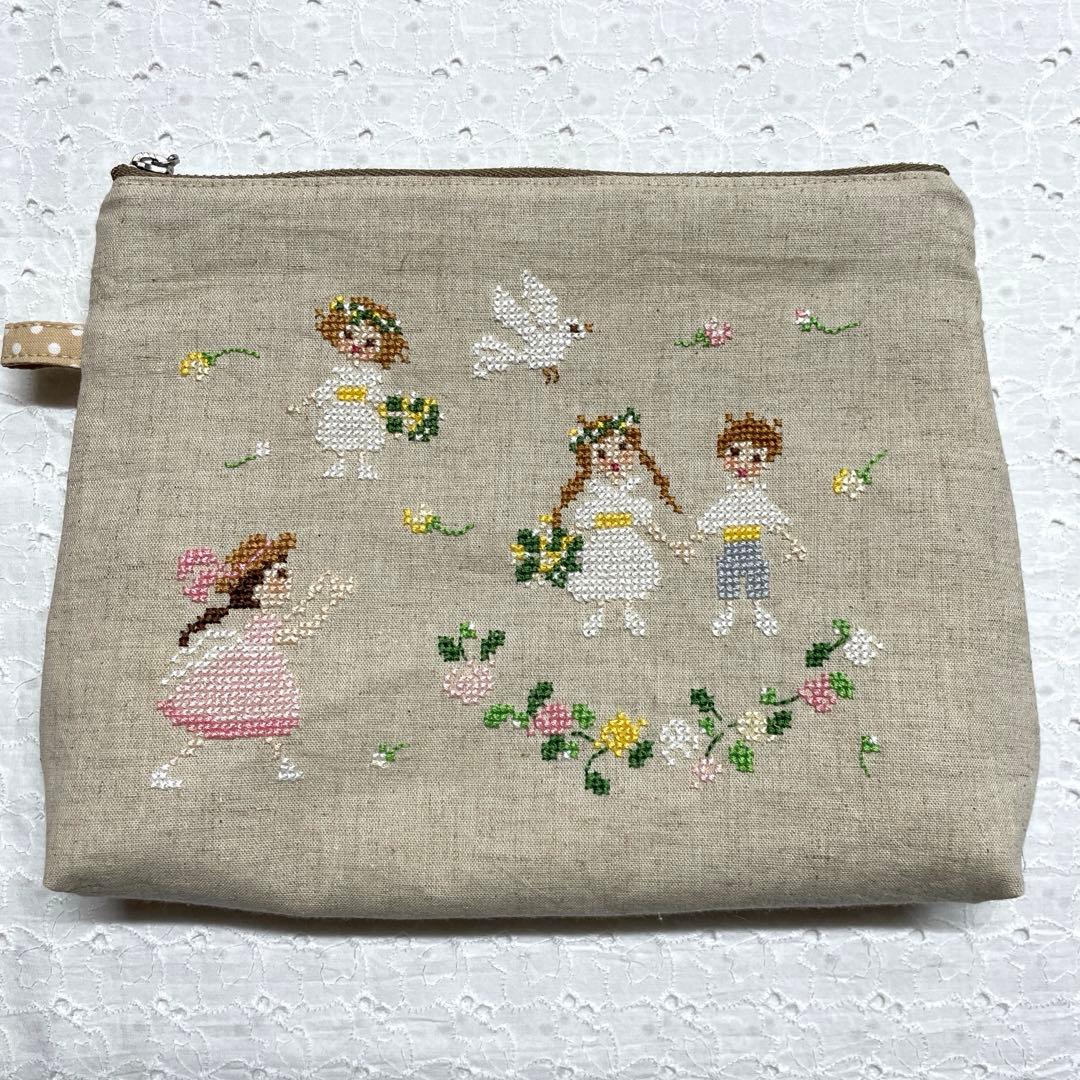 クロスステッチ 完成品 文庫本カバー 他 サモイロフ くらはしれい オーダー70