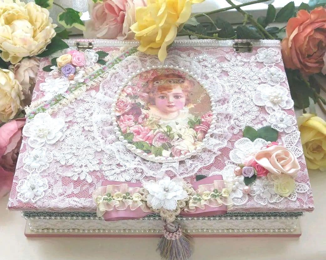 カルトナージュ　小物入れ　（ヴィクトリアン天使）A